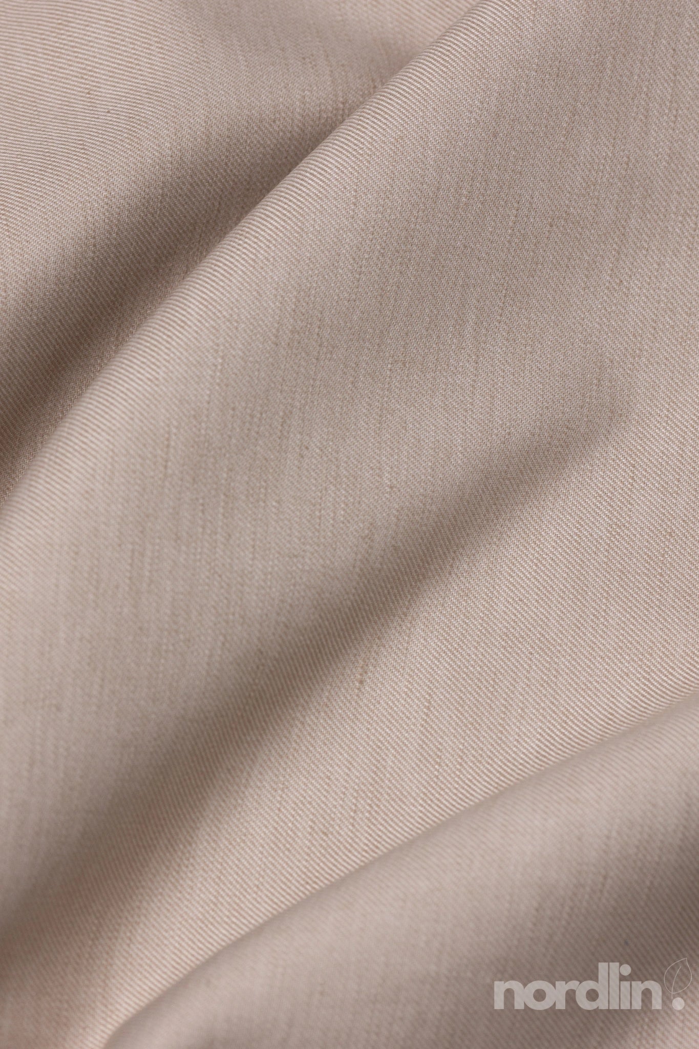 Tailwind beige