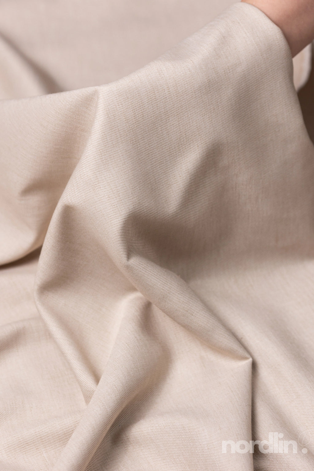 Tailwind beige