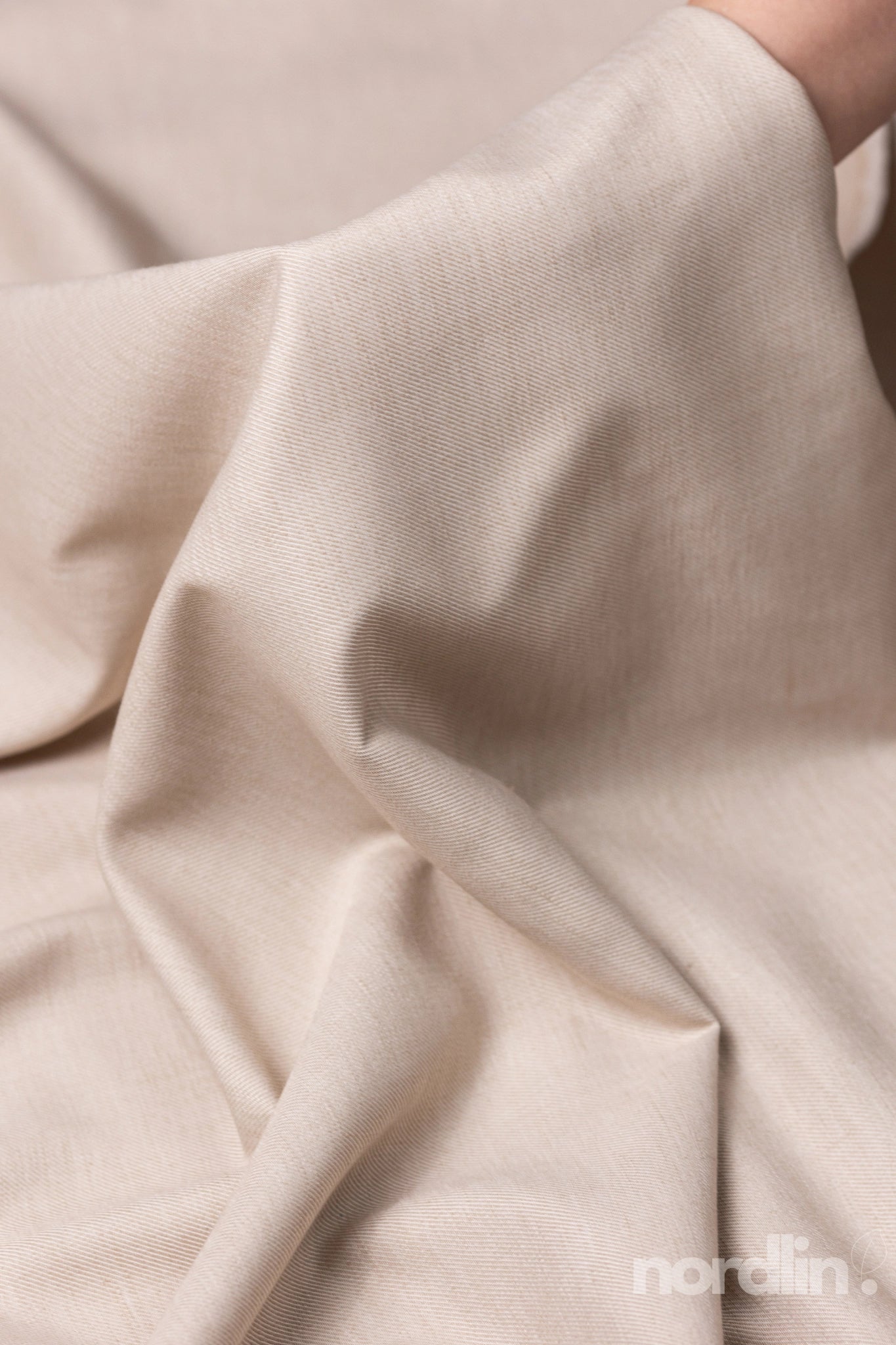 Tailwind beige