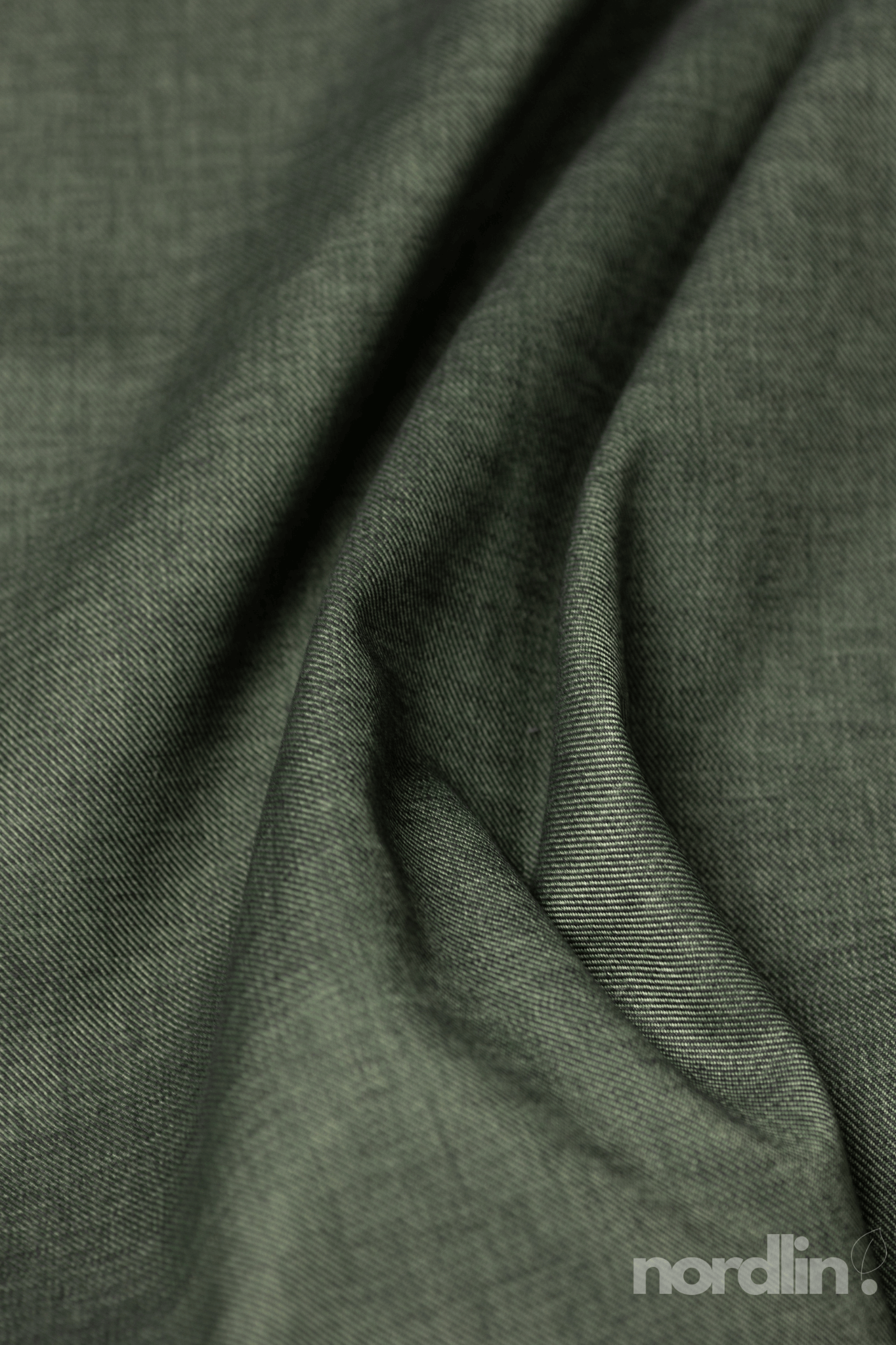 Tailwind green