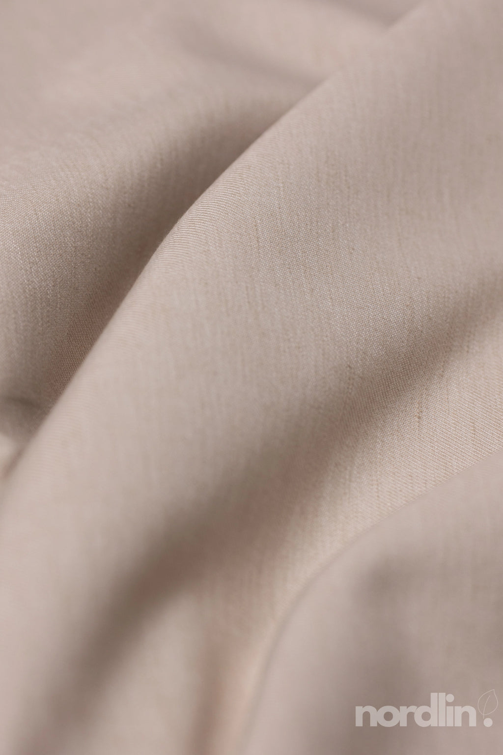 Tailwind beige
